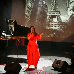 Nad dachami Paryża – najpiękniejsze piosenki francuskie